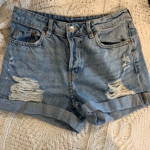 H&M HIGH WAISTED DENIM SHORTS